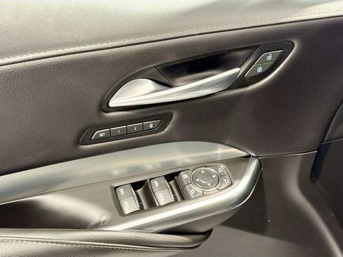 Used 2023 Cadillac XT4 Premium Luxury w/ Technology Package image 17