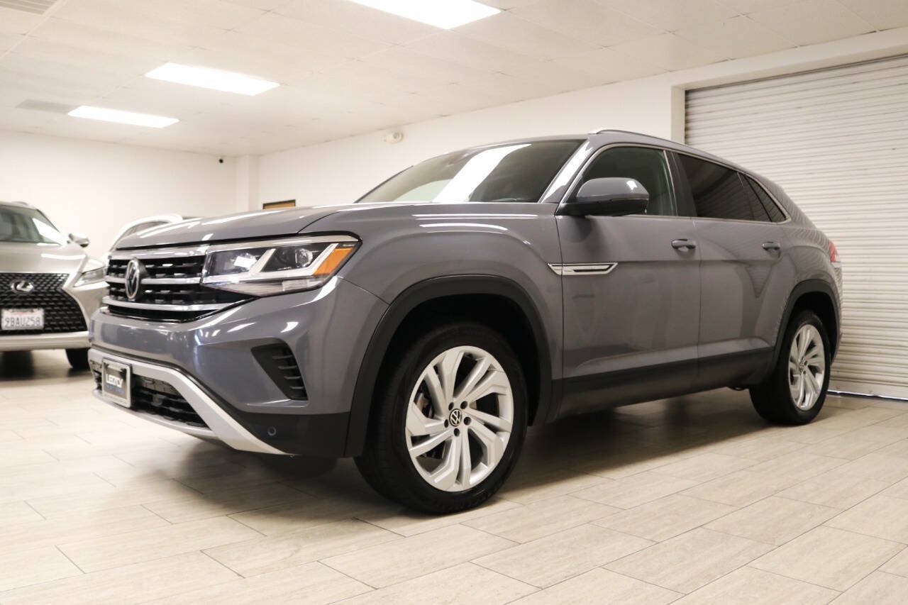 Used 2021 Volkswagen Atlas Cross Sport SEL AWD/4WD image 3