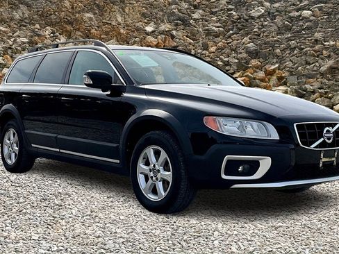 Used 2013 Volvo XC70 3.2 image 9