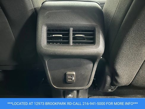 Certified 2021 Chevrolet Equinox LT FWD image 22