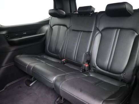 Used 2023 Jeep Wagoneer Series II AWD/4WD image 21