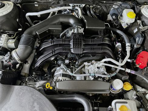 Used 2025 Subaru Outback Onyx Edition image 33