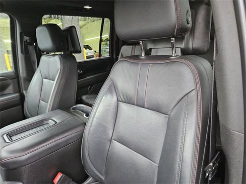 Used 2021 Chevrolet Suburban RST image 14