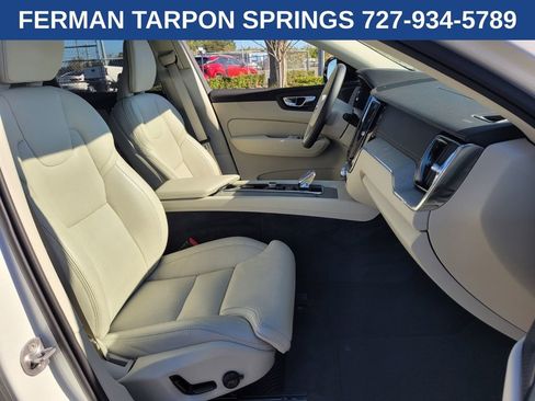 Certified 2025 Volvo XC60 B5 Ultra w/ Protection Package Premier image 20