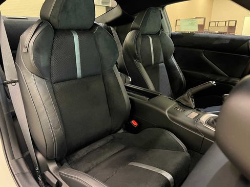 New 2026 Toyota GR86 Premium w/ ALL Weather Mat Package (TMS) image 12