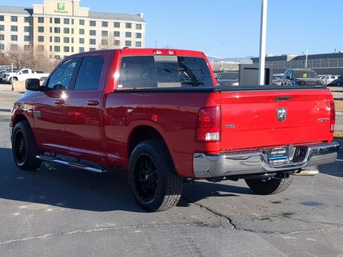 Used 2020 RAM 1500 Classic SLT image 3