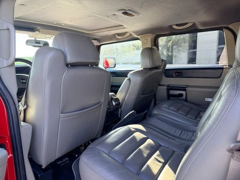 Used 2004 HUMMER H2 AWD/4WD image 13