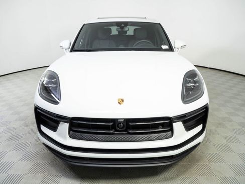 New 2026 Porsche Macan AWD/4WD image 36
