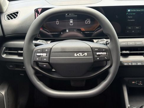 New 2026 Kia K4 FWD image 26