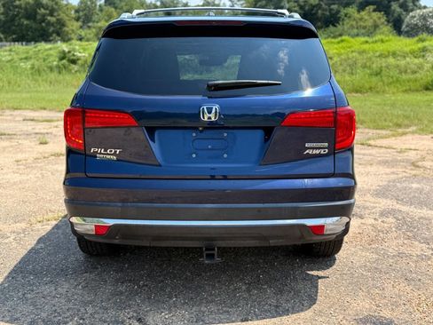 Used 2018 Honda Pilot Touring image 4