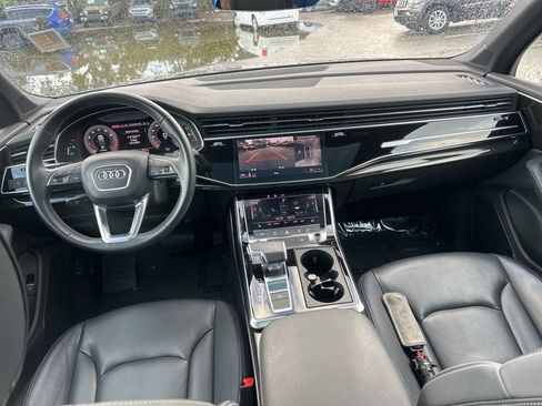 Used 2025 Audi Q7 3.0T Premium Plus image 35