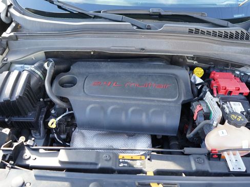 Used 2019 Jeep Renegade Latitude image 22