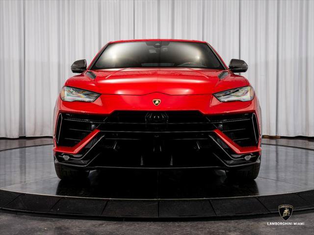 Used 2023 Lamborghini Urus Performante AWD/4WD image 3
