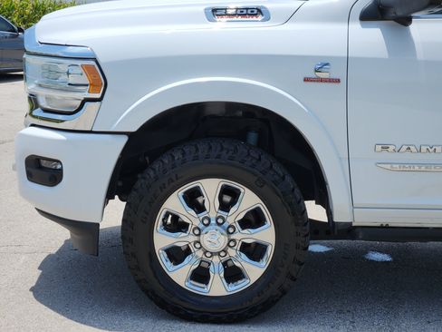 Used 2020 RAM 2500 Limited AWD/4WD image 9