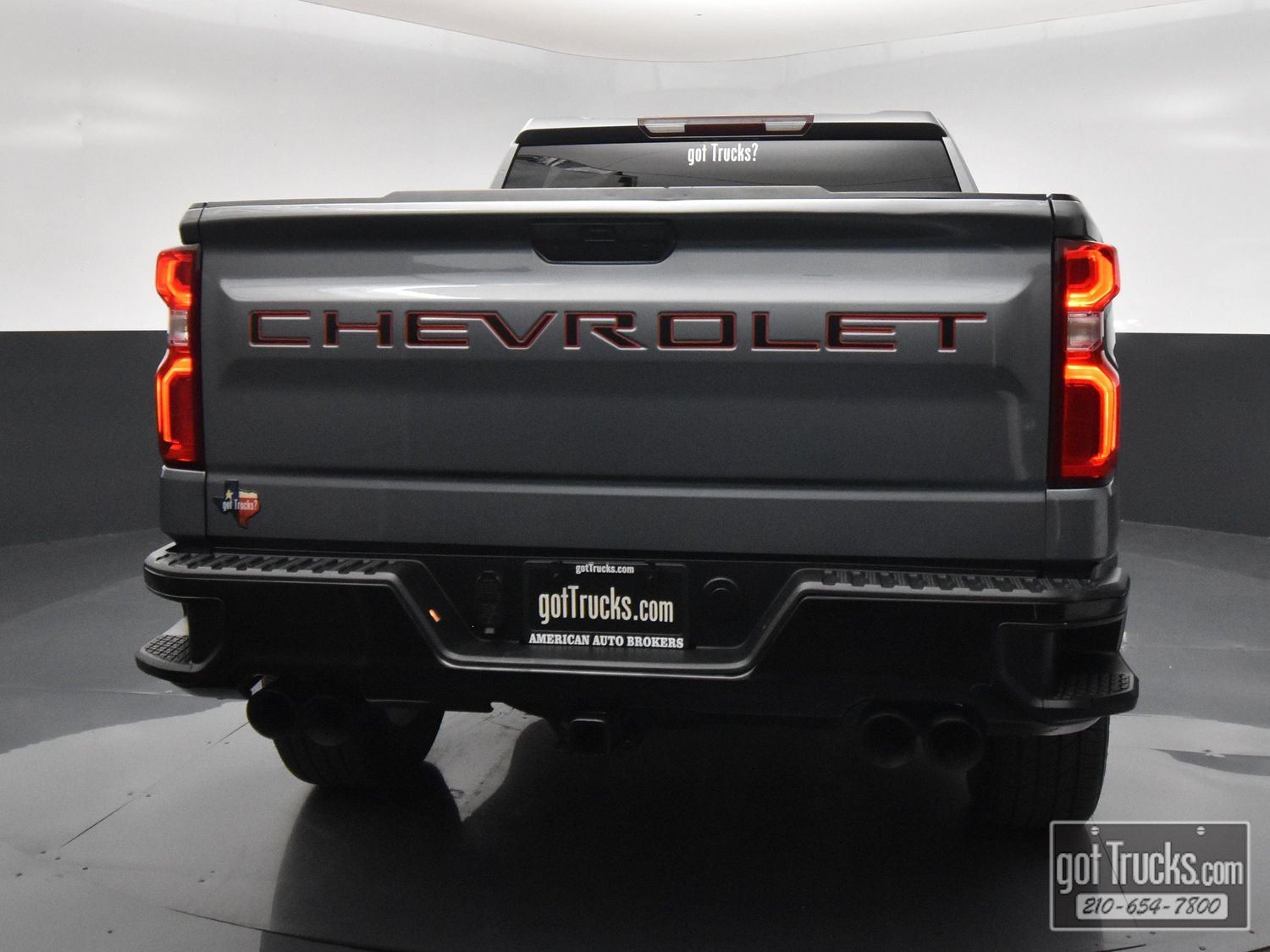 Used 2021 Chevrolet Silverado 1500 LT Trail Boss w/ Bed Protection Package AWD/4WD image 6