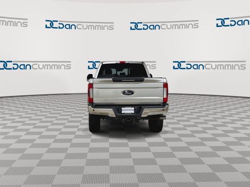 Used 2017 Ford F250 Lariat w/ Lariat Ultimate Package AWD/4WD image 7