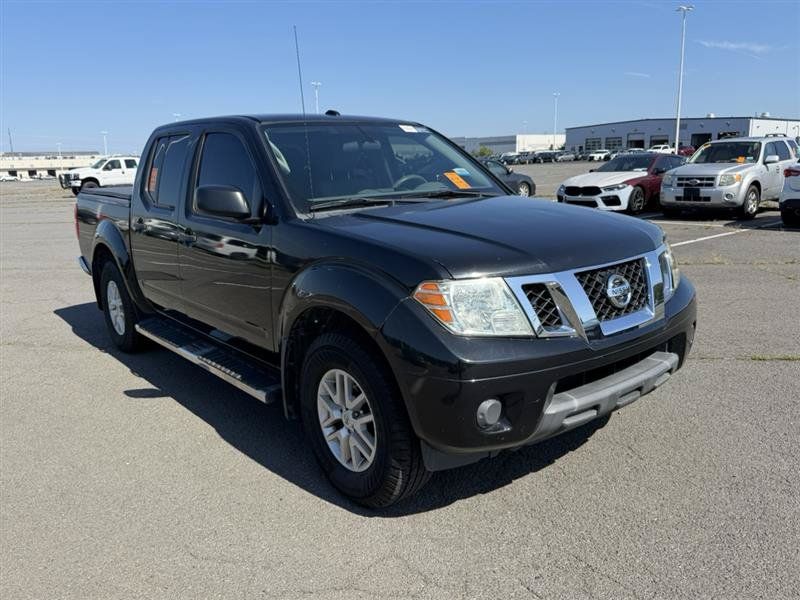 Used 2018 Nissan Frontier SV AWD/4WD image 3