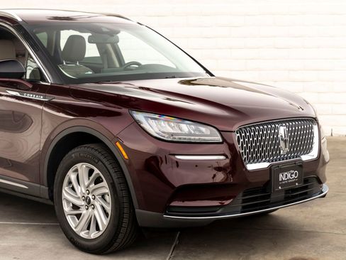 Used 2021 Lincoln Corsair FWD w/ Convenience Package image 3