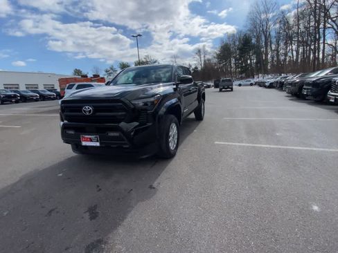 Certified 2025 Toyota Tacoma SR5 w/ SR5 Upgrade Package image 13