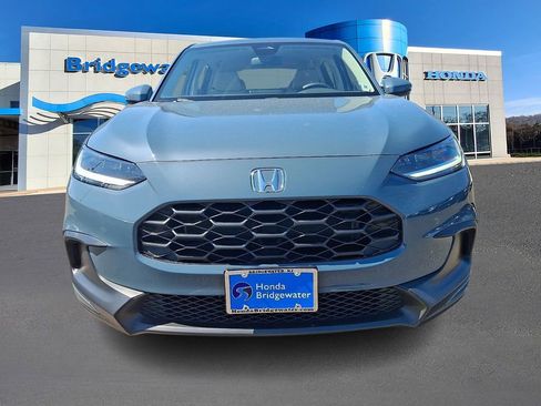 Used 2023 Honda HR-V LX image 2