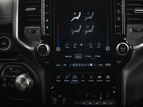 Used 2022 RAM 2500 Laramie AWD/4WD image 16