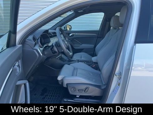 Used 2025 Audi Q3 2.0T Premium w/ Convenience Package image 26