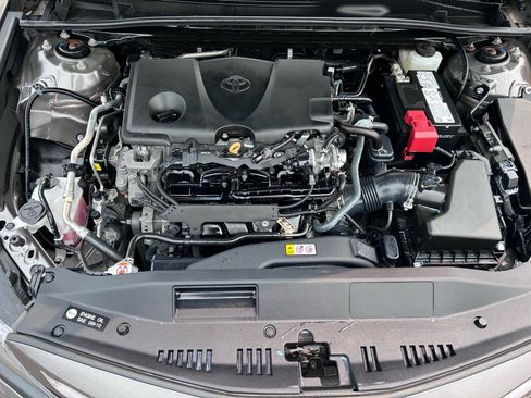 Used 2024 Toyota Camry SE FWD image 30