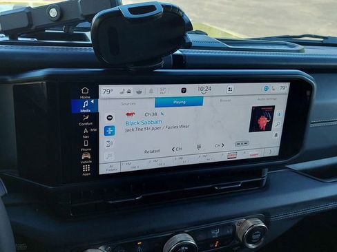 Used 2024 Jeep Wrangler Sahara w/ Technology Group image 30