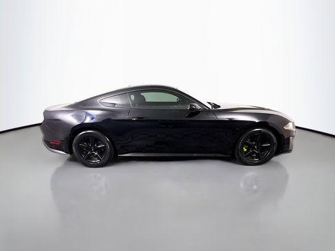 Used 2019 Ford Mustang Coupe image 11