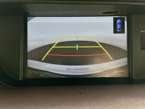 Used 2017 Lexus ES 350 w/ Premium Package FWD image 22