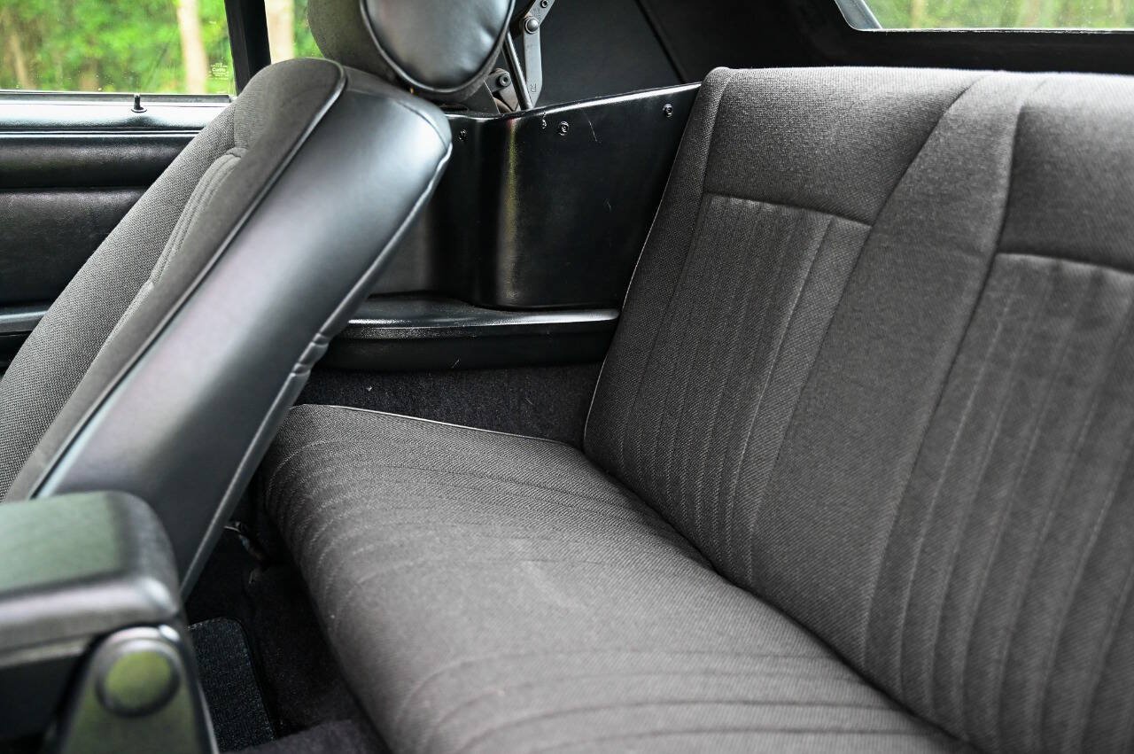 Used 1989 Ford Mustang LX RWD image 72