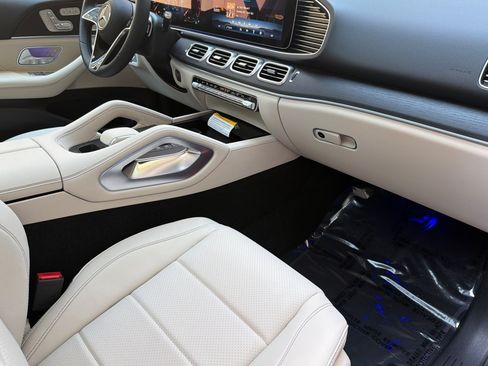 New 2026 Mercedes-Benz GLE 450 4MATIC image 16