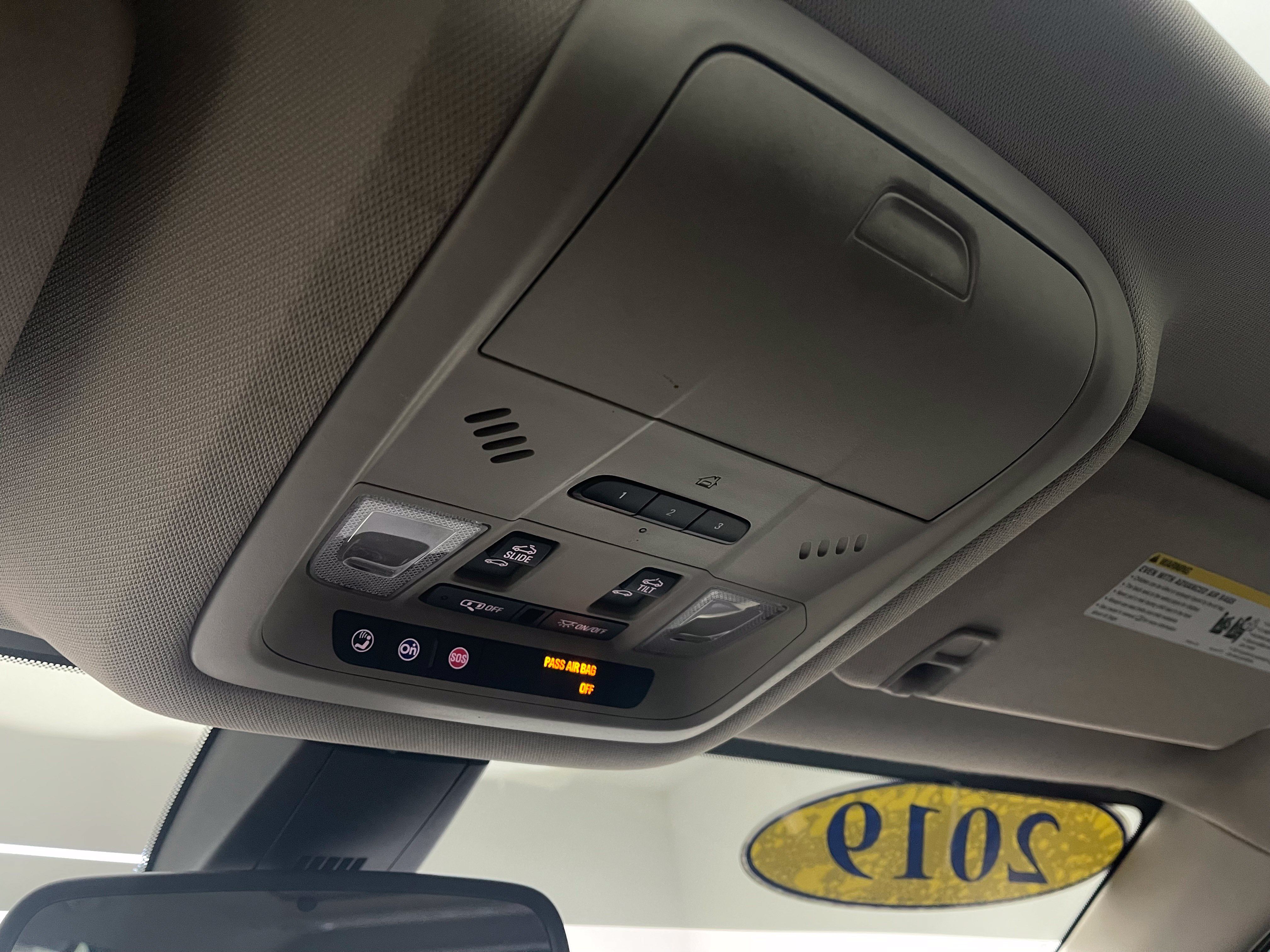 Used 2019 GMC Acadia Denali w/ Technology Package AWD/4WD image 23