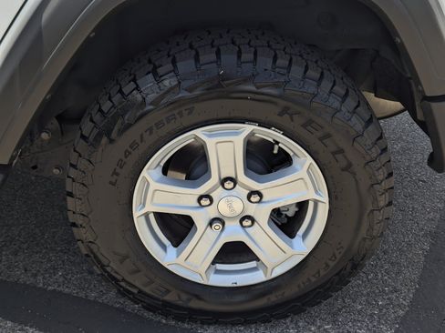 Used 2021 Jeep Wrangler Unlimited Sport AWD/4WD image 7