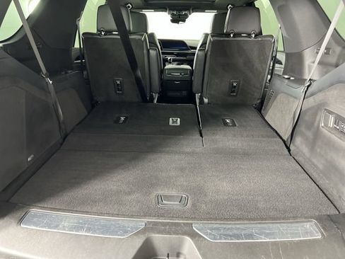 Certified 2022 Cadillac Escalade Sport w/ Touring Package AWD/4WD image 27