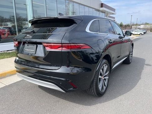 Used 2021 Jaguar F-PACE S image 8