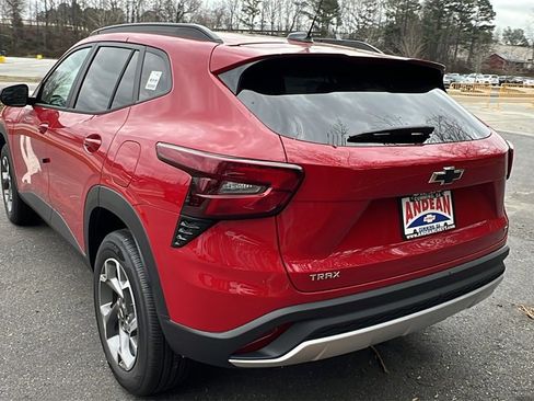 New 2026 Chevrolet Trax LT w/ LT Convenience Package image 7