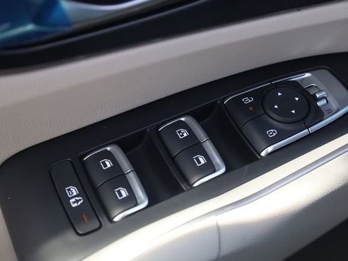 New 2026 Kia Sorento S w/ S Panoramic Sunroof Package image 14