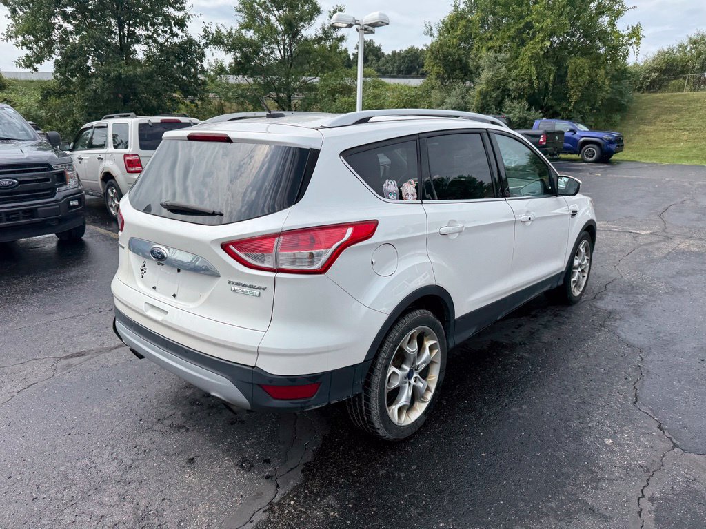 Used 2015 Ford Escape Titanium w/ Equipment Group 301A FWD image 3