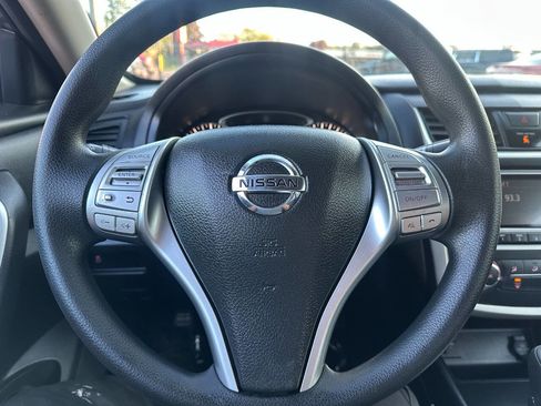 Used 2016 Nissan Altima 2.5 S w/ Power Driver Seat Package image 28