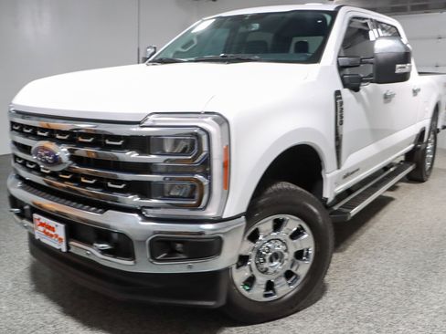 Used 2023 Ford F250 Lariat w/ Tow Technology Package AWD/4WD image 33