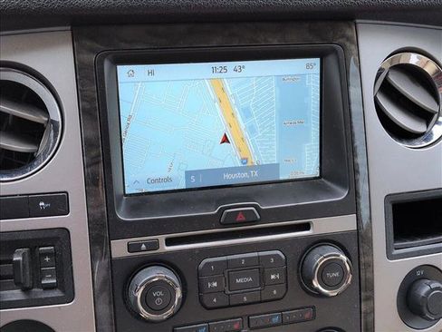 Used 2017 Ford Expedition EL Limited w/ Equipment Group 301A image 12