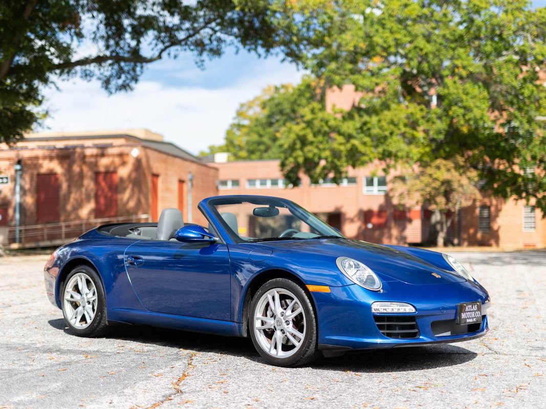 Used 2009 Porsche 911 Carrera RWD image 5
