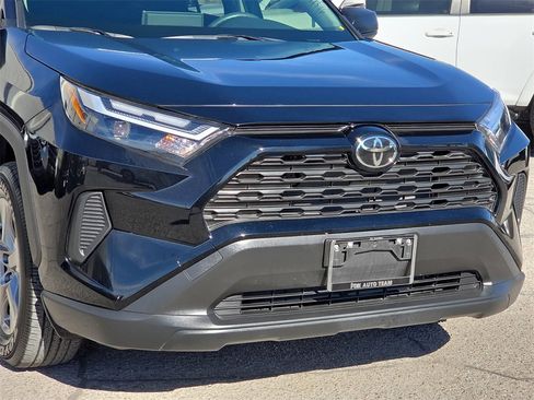 Certified 2025 Toyota RAV4 LE image 25