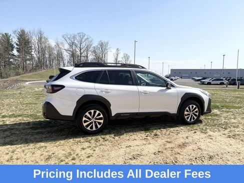Certified 2025 Subaru Outback Premium AWD/4WD image 8