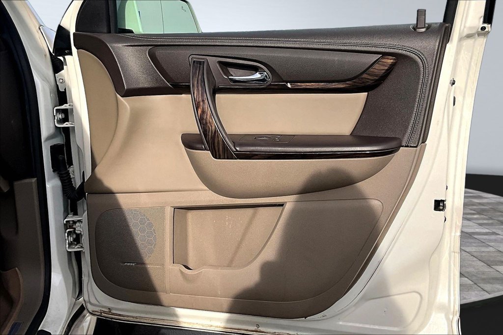 Used 2015 GMC Acadia Denali AWD/4WD image 29