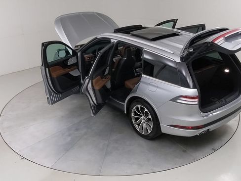 Used 2023 Lincoln Aviator Grand Touring w/ Equipment Group 301A AWD/4WD image 58