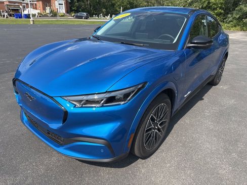 New 2025 Ford Mustang Mach-E Premium image 3