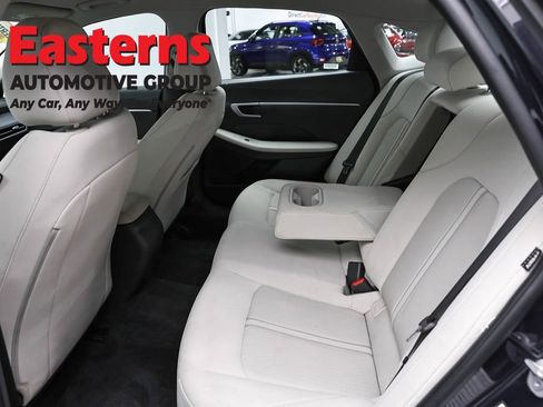 Used 2025 Hyundai Sonata SEL FWD image 23