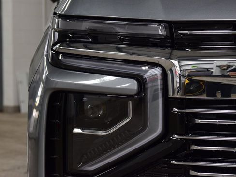 New 2026 Chevrolet Suburban Premier w/ Sun And Tow Package image 12